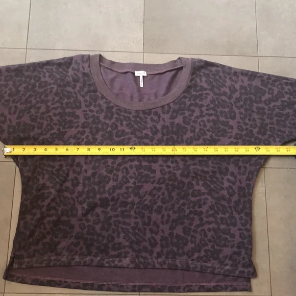 Splendid Short Sleeve Sweatshirt - Picture 5 of 9